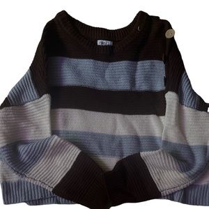 Rue 21 Large cropped sweater with button styled sleeves